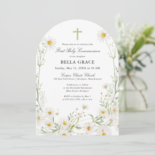 Erste Kommunion Weißer Daisy-Blumenarsch Einladung (Stehend Vorderseite)