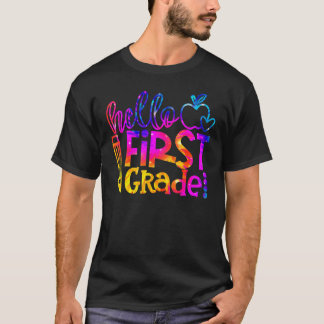 Erste Lehrerin der 1. Klasse, erster Tag zurück in T-Shirt