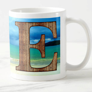 Erste Monogram Holzbuchstabe E Beach Ocean Szene Kaffeetasse