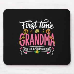 Erste Oma lässt das Verwöhnen beginnen Neue Oma Mousepad