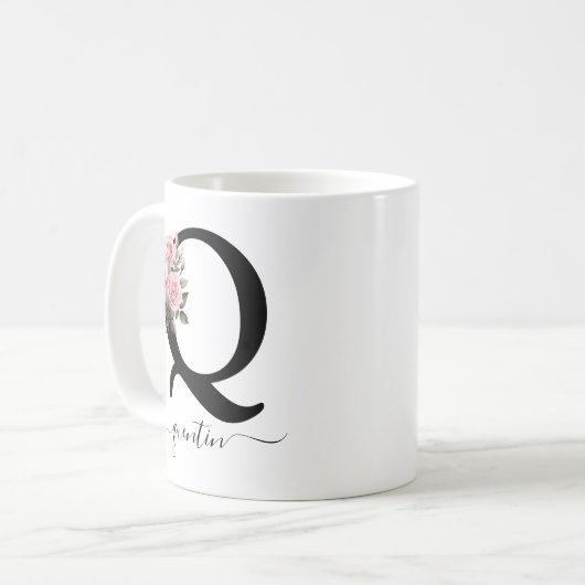Erste Q Monogramm Floral Blume Rosa Rosen Tasse (Vorderseite Links)
