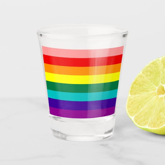Erste Rainbow-Pride-Flagge Schnapsglas (Vorderseite)