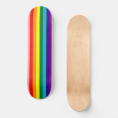 Erste Rainbow-Pride-Flagge Skateboard (Vorderseite)