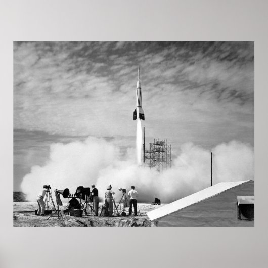 Erste Raketenstart, Cape Canaveral, "Stoßfänger 2" Poster (Vorne)