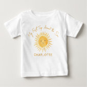 Erste Reise rund um das Sun Girl's Birthday Baby T-shirt (Vorderseite)