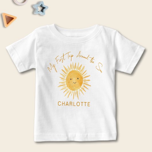 Erste Reise rund um das Sun Girl's Birthday Baby T-shirt