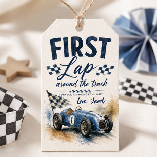 Erste Runde auf der Strecke Rennwagen-Geburtstag Geschenkanhänger