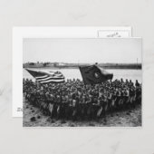 Erste Schritte gegen eine Gruppe von Marines des E Postkarte (Vorne/Hinten)