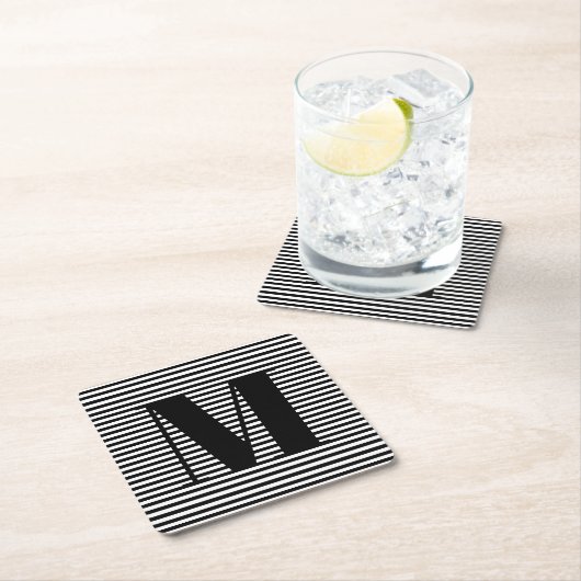 Erste Schwarz-weiße Streifen in Monogramm anpassen Rechteckiger Pappuntersetzer (Vor Ort)