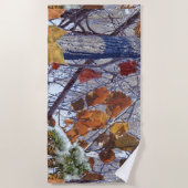 Erste Snow Camouflage Dekoration auf einem Strandtuch (Vorderseite)