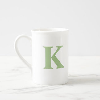 Erste Tasse der personalisierten Monogramm