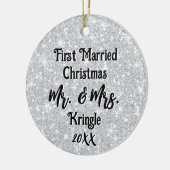 Erste Verheiratete Weihnachtsfeier Personalisierte Keramik Ornament (Links)