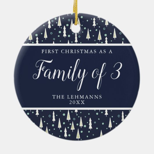 Erste Weihnachten als Familie von 3 Personalisiert Keramik Ornament (Hinten)