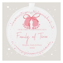 Erste Weihnachten als Familie von drei Ornamenten Ornament