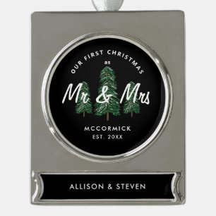 Erste Weihnachten als Frau Elegant Newlyweds Custo Banner-Ornament Silber