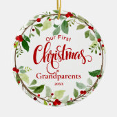 Erste Weihnachten als Großeltern Red Holly Keramik Ornament (Vorne)