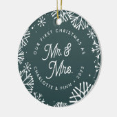 Erste Weihnachten als Herr & Mrs. | Hinteres Foto Keramik Ornament (Links)