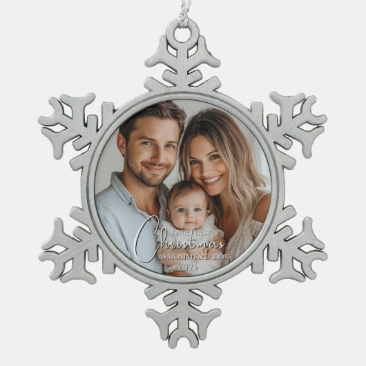 Erste Weihnachten als Mama und Papa Custom Foto Schneeflocken Zinn-Ornament (Vorderseite)