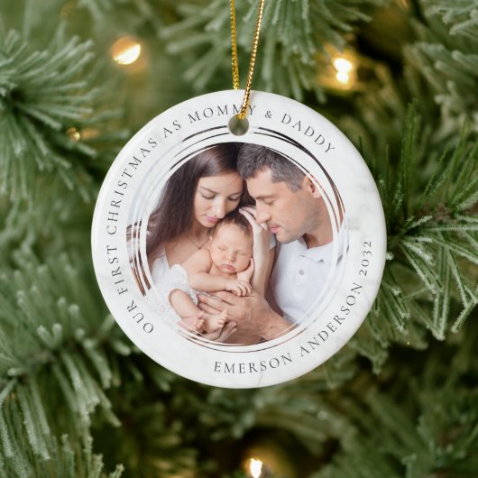 Erste Weihnachten als Mommy und Daddy Marble Foto Keramik Ornament (Baum)