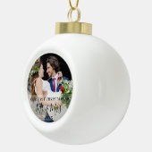 Erste Weihnachten als Mr. & Mrs. Foto Keramik Kugel-Ornament (Rechts)