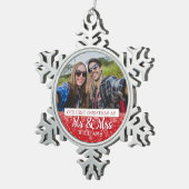 Erste Weihnachten als Mr. & Mrs. Foto Schneeflocken Zinn-Ornament (Rechts)