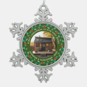 Erste Weihnachten in unserem Foto "Tiny Zuhause Ho Schneeflocken Zinn-Ornament (Vorderseite)