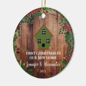 Erste Weihnachten in unserem neuen Zuhause-Holzhüt Keramik Ornament (Links)