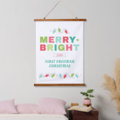 Erste Weihnachten Merry + Bright Wall Banner Wandteppich Mit Holzrahmen (Schlafzimmer)