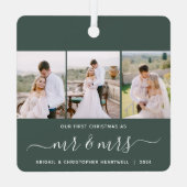 Erste Weihnachten Mr. und Mrs. 3 Foto Script Green Ornament Aus Metall (Rückseite)