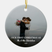 Erste Weihnachten verheiratet als Mr. und Mrs. Fot Keramik Ornament (Vorne)