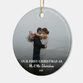Erste Weihnachten verheiratet als Mr. und Mrs. Fot Keramik Ornament (Links)