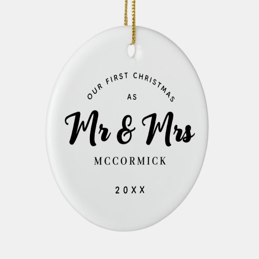 Erste Weihnachten Verheiratet Mr. and Mrs. Script  Keramik Ornament (Rechts)