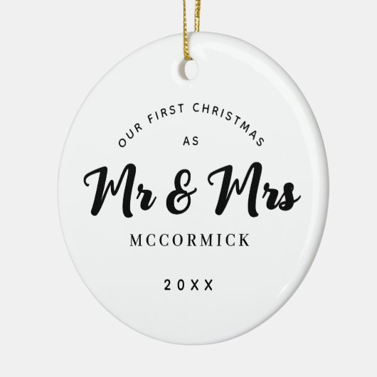 Erste Weihnachten Verheiratet Mr. and Mrs. Script Keramik Ornament (Links)