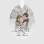 Erste Weihnachten Verlobte Custom Foto Grau Script Ornament (Rückseite)