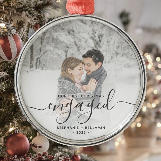 Erste Weihnachten Verlobte Custom Foto Grau Script Ornament Aus Metall
