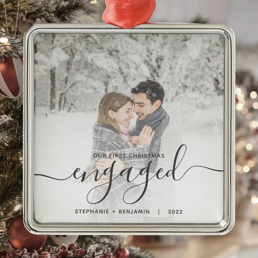 Erste Weihnachten Verlobte Custom Foto Grau Script Ornament Aus Metall