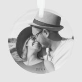 Erste Weihnachten Verlobtes Minimalistisches Herz  Ornament (Rückseite)