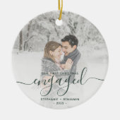 Erste Weihnachts Verlobte Custom Foto Green Script Keramik Ornament (Vorne)