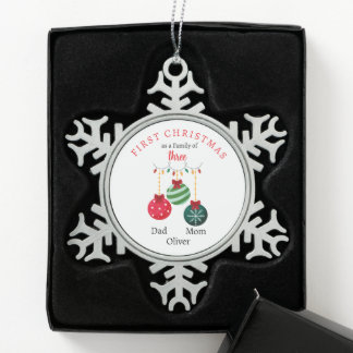 Erste Weihnachtsfamilie von drei Keepake Schneeflocken Zinn-Ornament