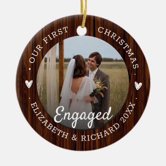 Erste Weihnachtsfeier Engagiert rustikale Faux Hol Keramik Ornament (Vorne)