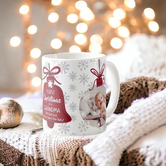 Erste Weihnachtsfeier Oma Glocke Rote Schneeflocke Kaffeetasse
