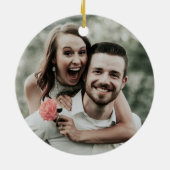 Erste Weihnachtsfeier Verheiratetes Minimal-Kranz- Keramik Ornament (Hinten)