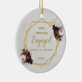 Erste Weihnachtsfeier Verlobte Goldmarbelpeonies B Keramik Ornament (Rechts)