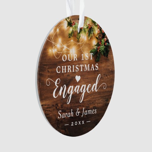 Erste Weihnachtsfeier Verlobte rustikale String Li Ornament (Vorderseite)