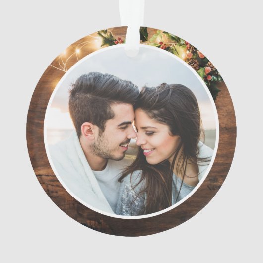 Erste Weihnachtsfeier Verlobte rustikale String Li Ornament (Rückseite)