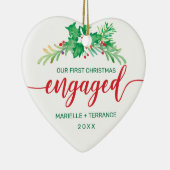 Erste Weihnachtsfeier Verlobtes Holly Red Script F Keramik Ornament (Rechts)
