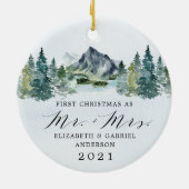 Erste Weihnachtsfeier von Herrn und Frau Mountains Keramik Ornament (Hinten)