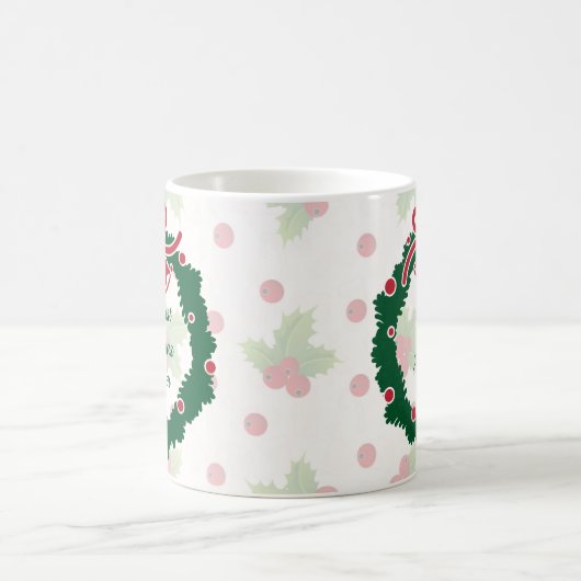 Erste Weihnachtsfeier zusammen Kranz und Holly Kaffeetasse (Mittel)