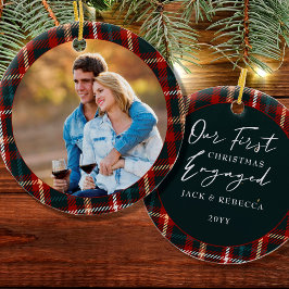 Erste Weihnachtsfeiertage Verlobt Tartan Kariertes Keramik Ornament
