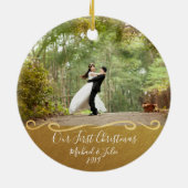 Erste Weihnachtsgoldcouch Personalisiert Keramik Ornament (Hinten)